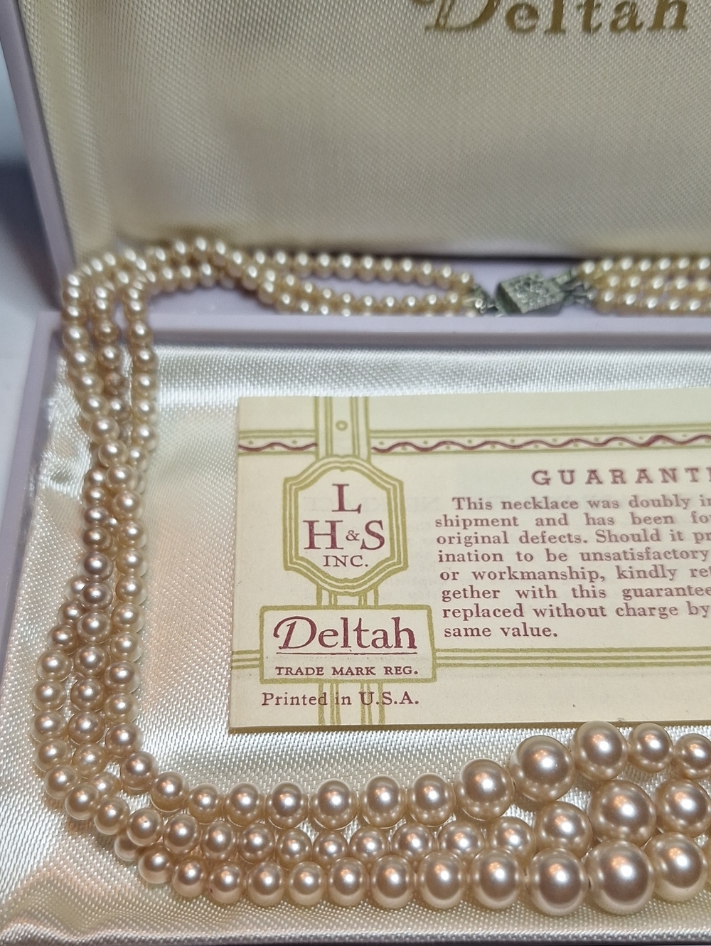 Beautiful Deltah Three Strand Simulated Pearl Vintage Antique Necklace - Picture 2 of 13